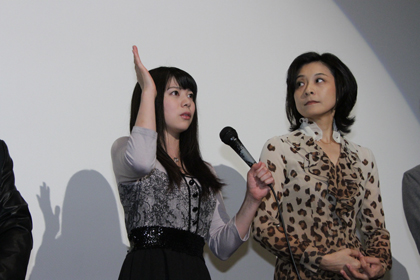 愛人初日舞台挨拶桜木梨奈2