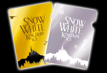 『スノーホワイト／氷の王国』女王様クリアファイル