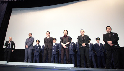 日本で一番悪い奴ら_完成披露舞台挨拶白石監督