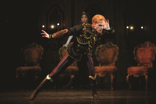 ①うたかたの恋_MAYERLING Steven McRae as Crown Prince Rudolf in Kenneth MacMillans production of Mayerling for The Royal Ballet (c)