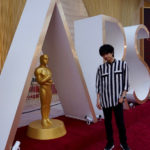 中島健人　アカデミー賞授賞式準備が進むレッドカーペット上でパシャリ！