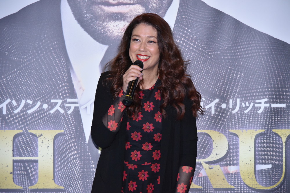 柳沢慎吾・LiLiCo『キャッシュトラック』