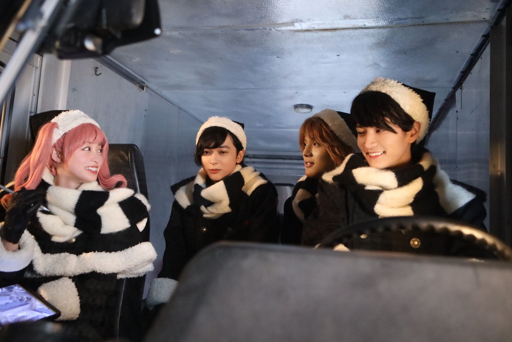 『ブラックナイトパレード』オフショット