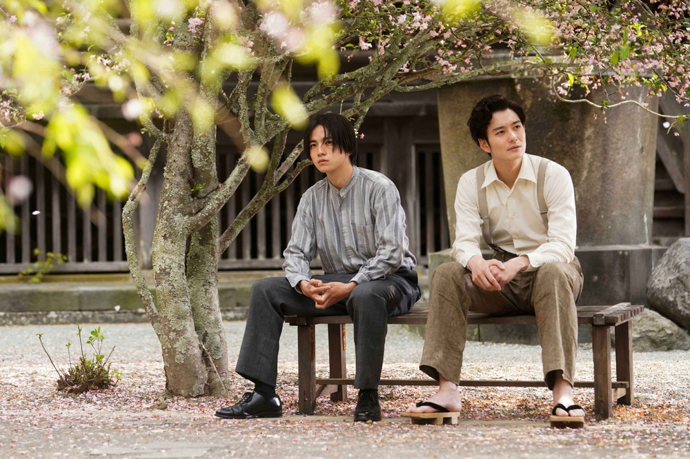 『ゆきてかへらぬ』