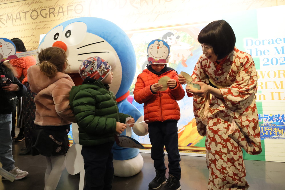 『映画ドラえもん のび太の絵世界物語』ワールドプレミア_グリーティング
