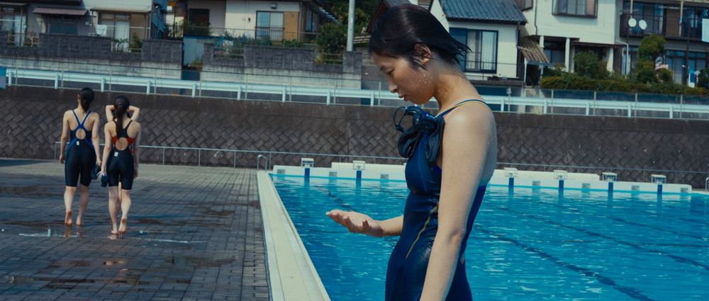 水の中で深呼吸