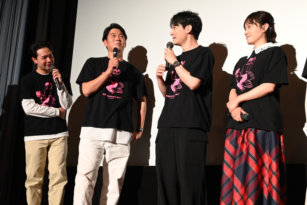 『結婚の報告』初日舞台挨拶