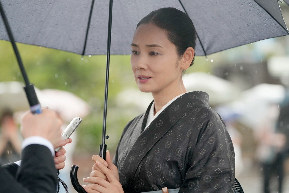 『遠い山なみの光』