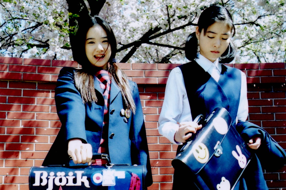 『亀は意外と速く泳ぐ』