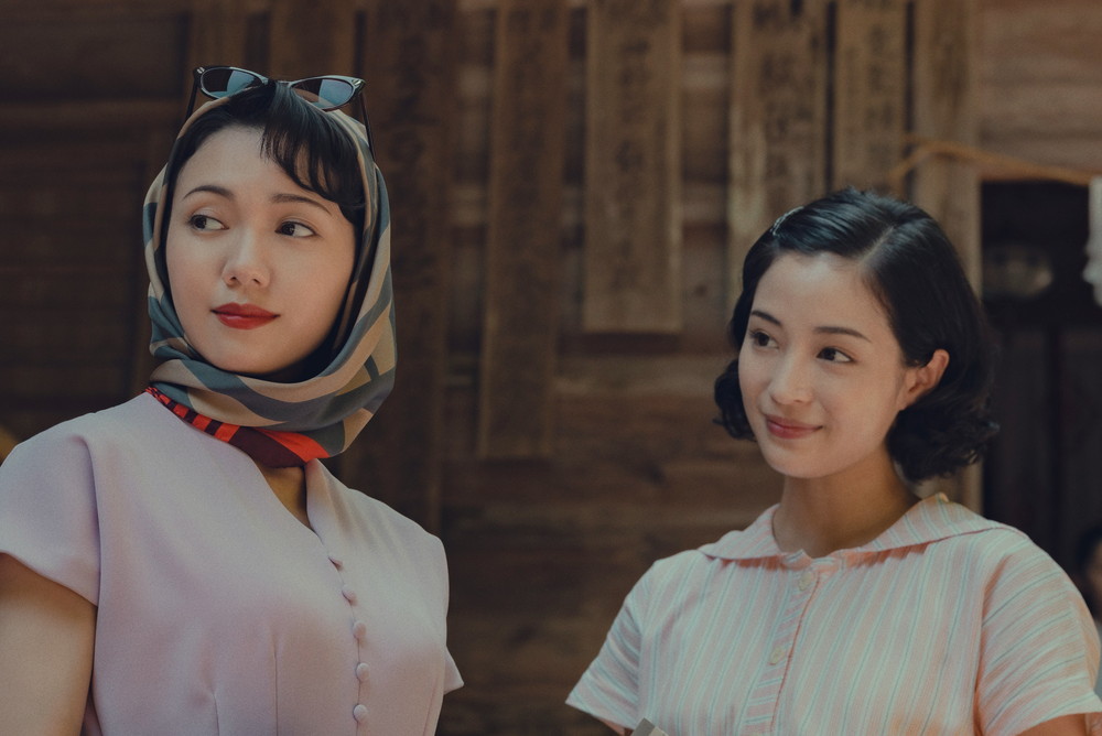 『遠い山なみの光』