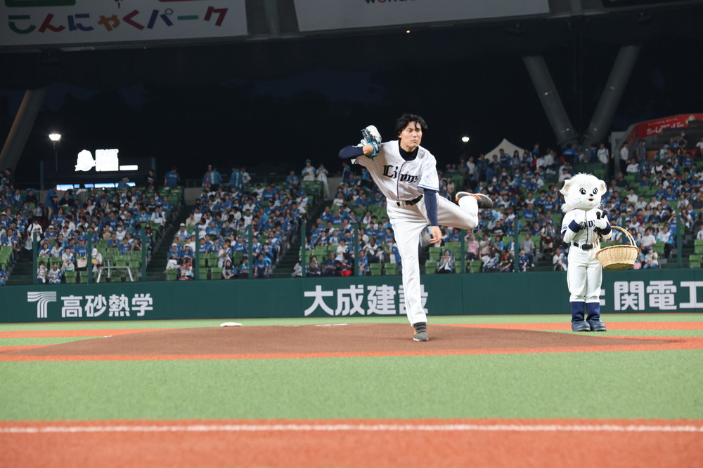 『栄光のバックホーム』セレモニアルピッチ