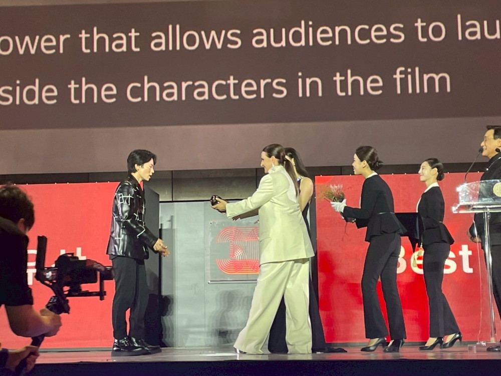 愚か者の身分@釜山国際映画祭