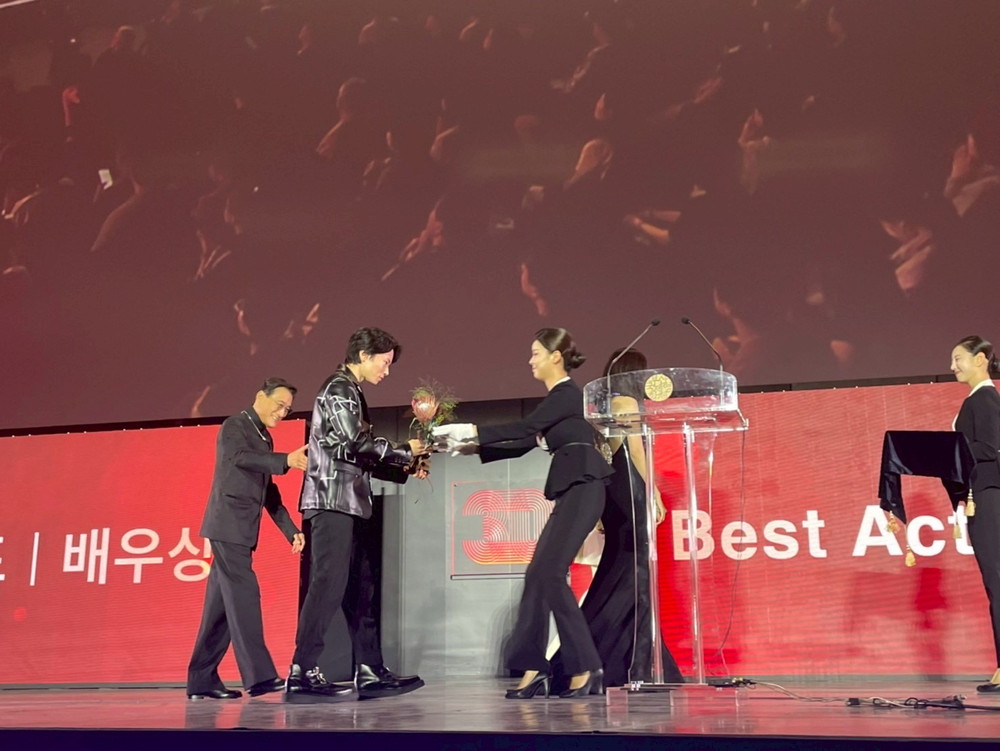 愚か者の身分@釜山国際映画祭