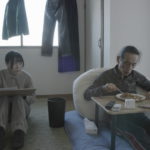 『おててつないで』