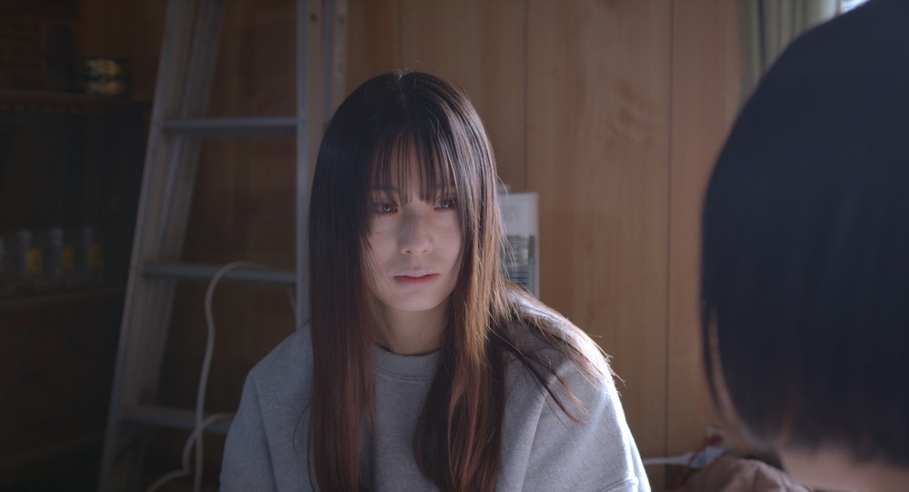 笑えない世界でも