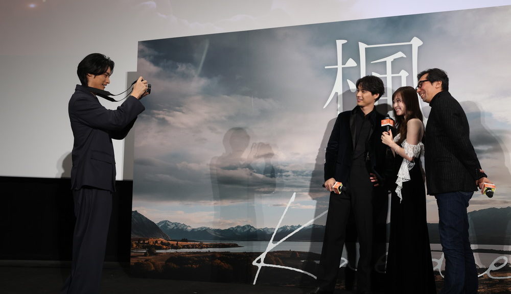 『楓』クリスマス舞台挨拶