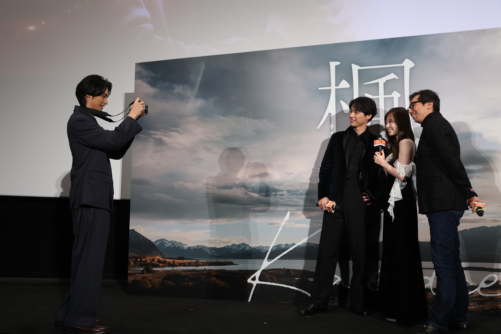 『楓』クリスマス舞台挨拶