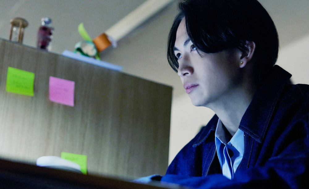 『東京逃避行』