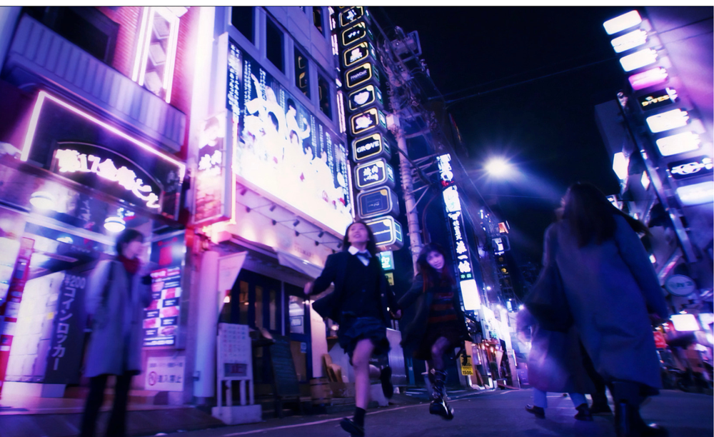 『東京逃避行』