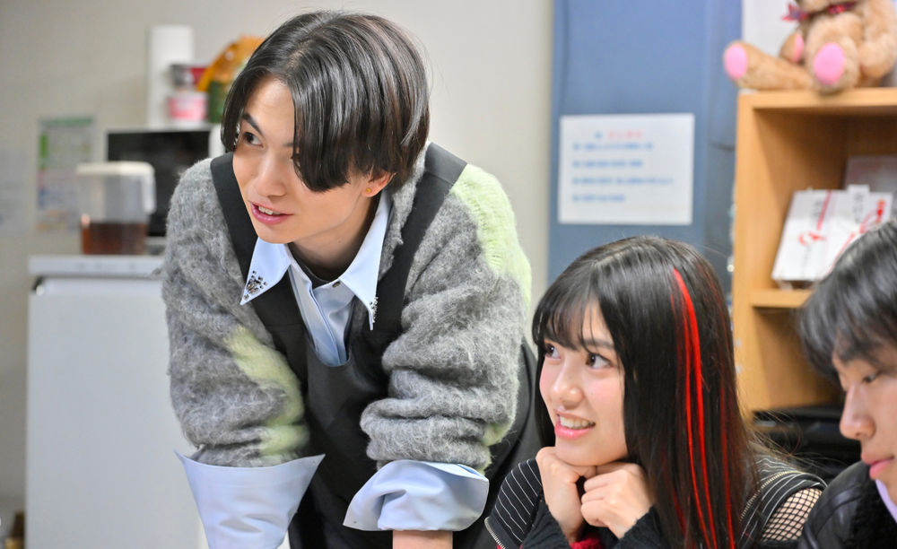 『東京逃避行』