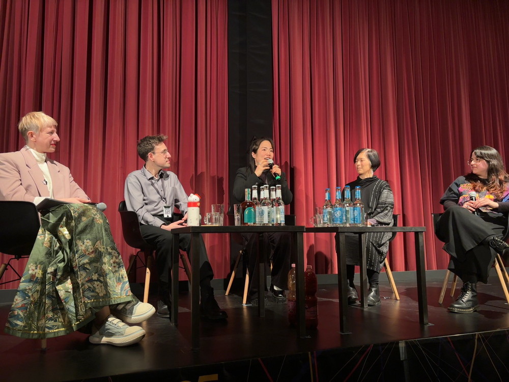 『禍禍女』ベルリン