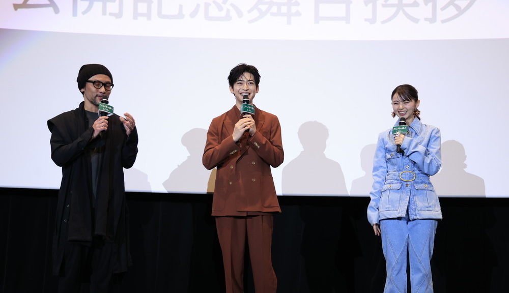 『クスノキの番人』公開記念舞台挨拶