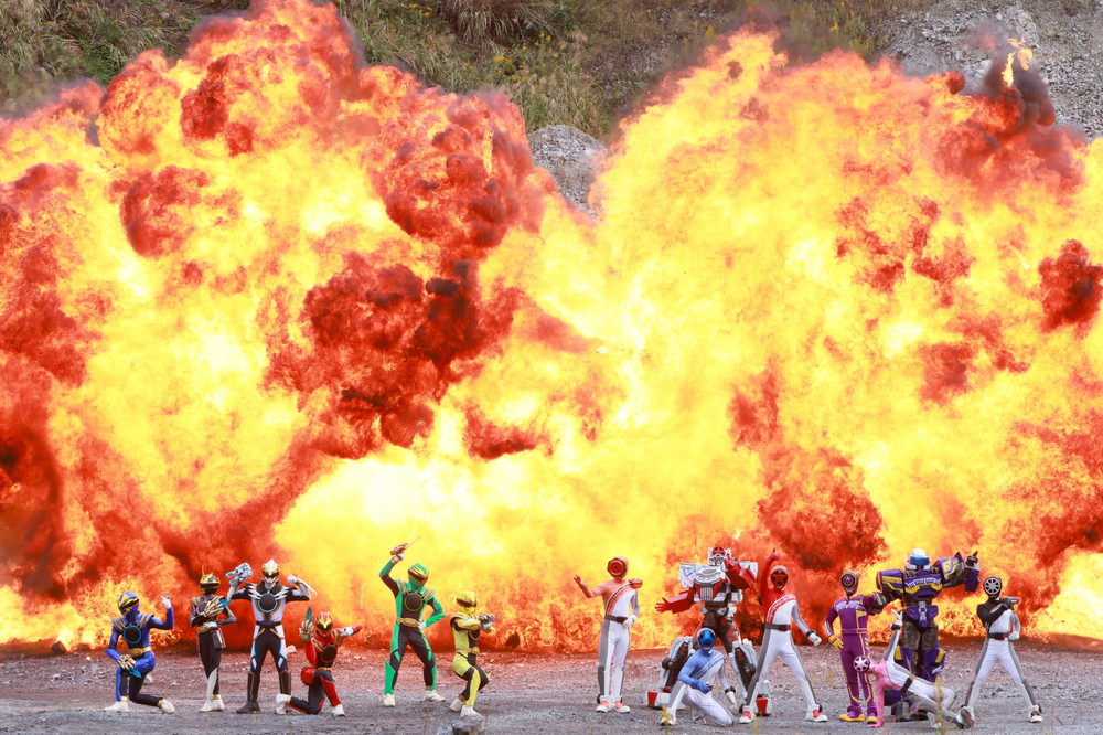 ナンバーワン戦隊ゴジュウジャーVSブンブンジャー