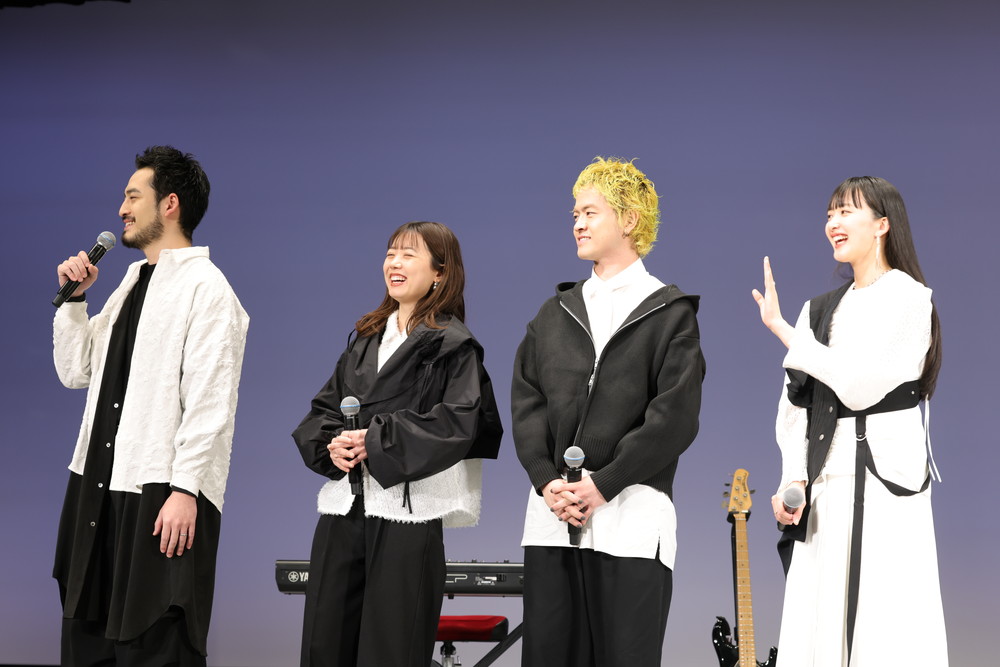 『パリに咲くエトワール』